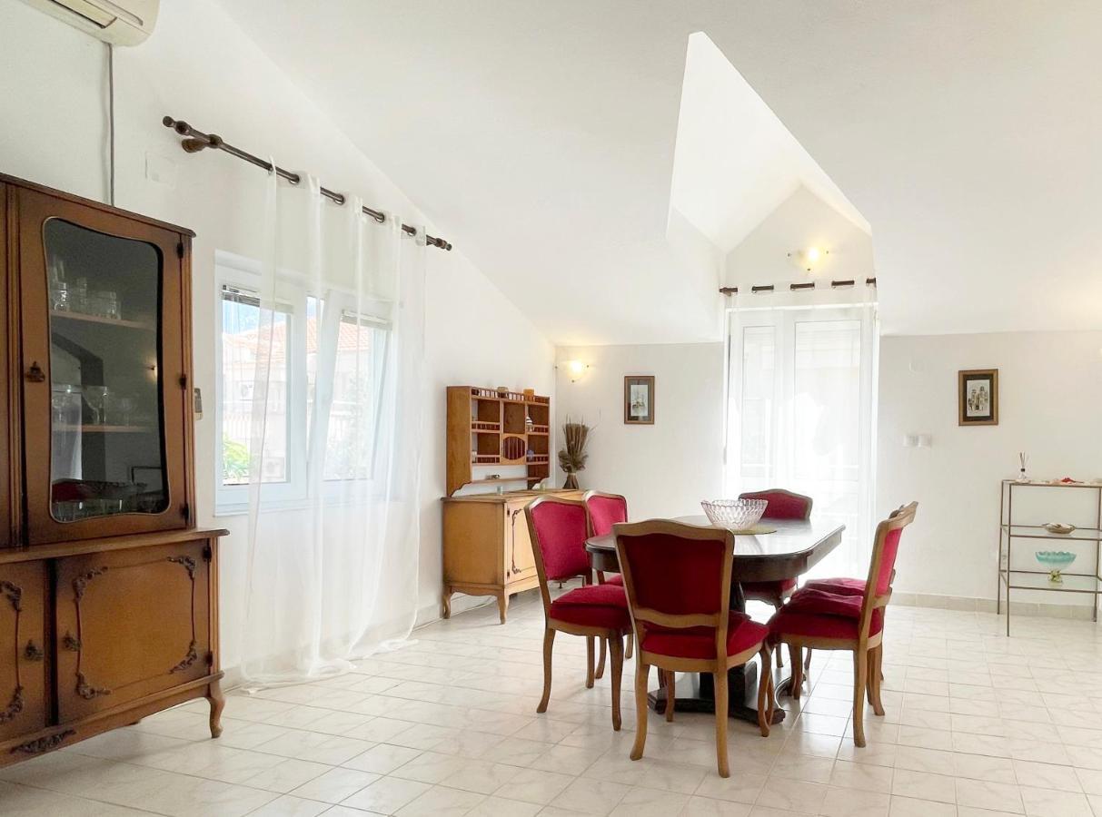 Kampe Apartments Котор Екстер'єр фото